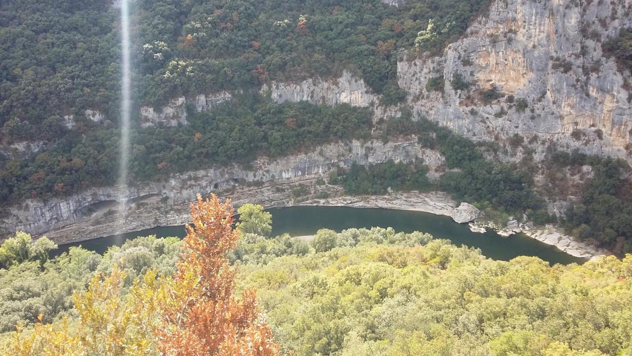 Chambre En Ardeche Du Sud Saint-Remeze Εξωτερικό φωτογραφία